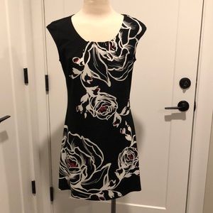 WHBM black and white floral dress